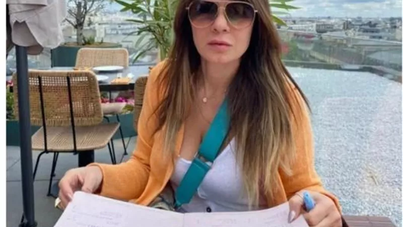 نجلاء بدر تتألق في أحدث جلسة تصوير