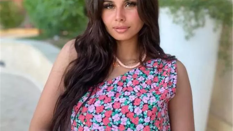 منة عرفة تكشف حقيقة حملها من محمود المهدى