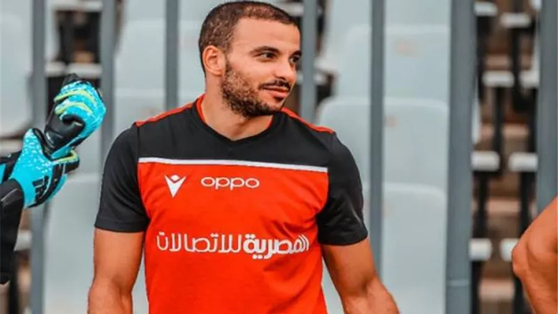 رسمياً.. الأهلي يقدم عرضاً لبتروجيت للتعاقد مع كريم طارق