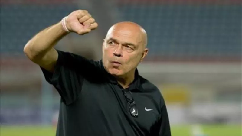 مدرب الزمالك الجديد.. جروس يقترب من تدريب القلعة البيضاء خلفاً لكارتيرون
