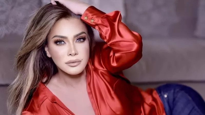 نوال الزغبى تستعرض جمالها بإطلالة مميزة
