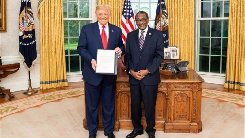 نور الدين ساتي..معلومات لا تعرفها عن السفير الذي أعاد الحياة للعلاقات السودانية الأمريكية والمهندس المحتمل للتطبيع مع إسرائيل