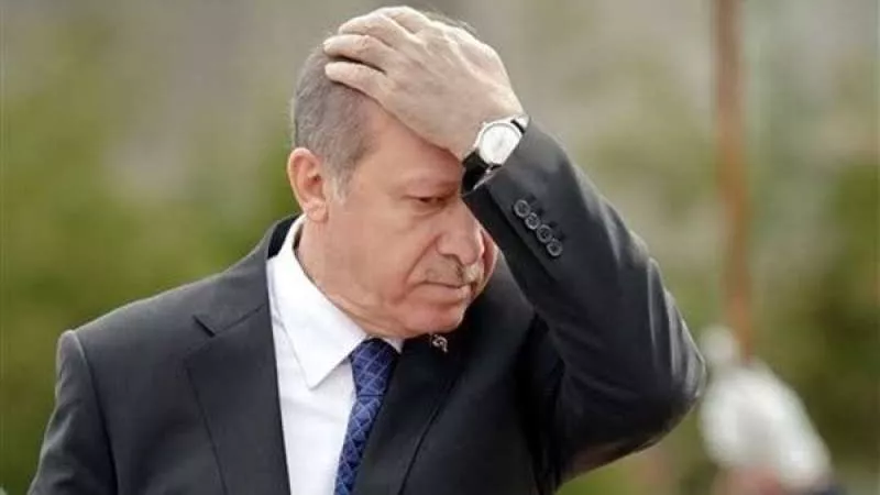إفلاس أردوغان.. الليرة التركية تُسجل انخفاضًا قياسيًا أمام الدولار الأمريكي