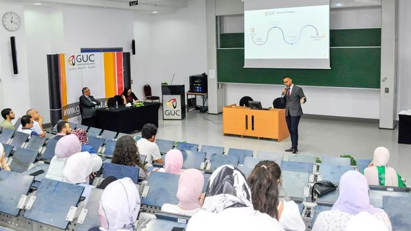 بمشاركة كبرى الشركات الدوائية .. لقاء تعريفي بصيدلة الجامعة الألمانية حول الفرص الوظيفية لخريجي الكلية