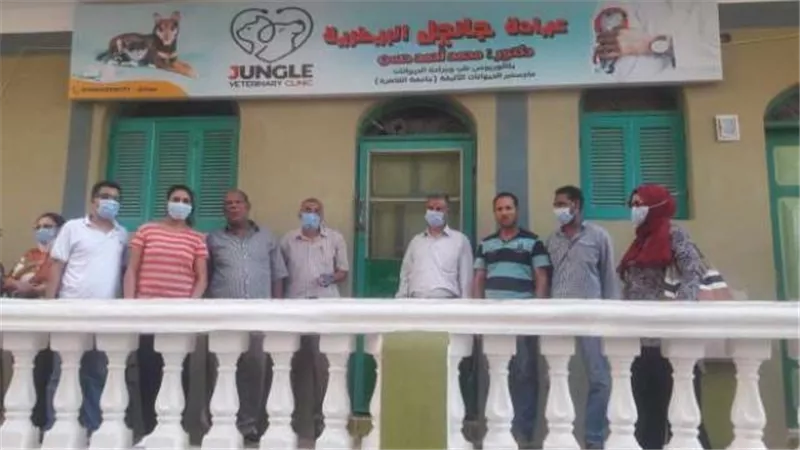 أغلقت عيادته والنقابة تبحث شطبه ..مصير طبيب الفرخة الذي خدع المصريين