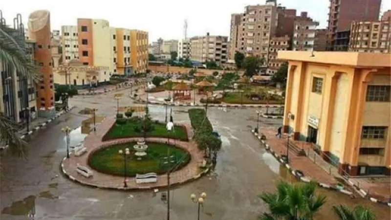 رئيس جامعة الفيوم يتفقد أعمال التطوير بالحرم الجامعي