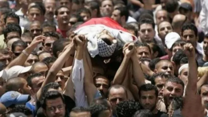 استشهاد شاب فلسطينى متأثرا بإصابته إثر القصف الإسرائيلى
