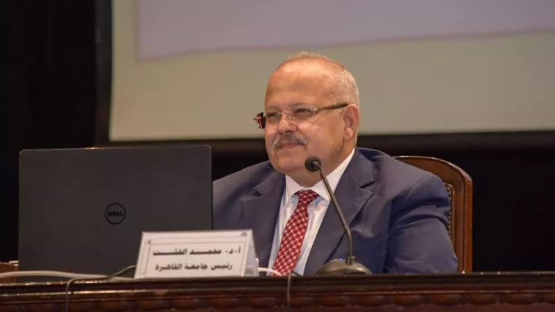 رئيس جامعة القاهرة : دمجنا الذكاء الاصطناعي والبشري للدخول في الثورة الصناعية الخامسة