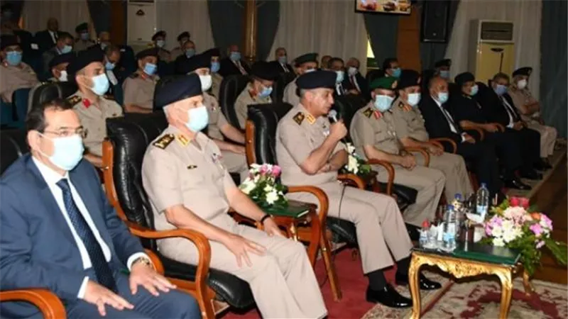 وزير الدفاع يشهد مناقشة البحث الرئيسى لأكاديمية ناصر العسكرية