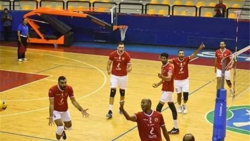 طائرة الأهلي تهزم الزمالك وتتأهل لنهائي كأس مصر