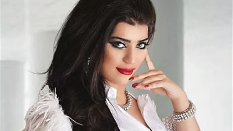 ”بشاير”.. قصة الممثلة الكويتية التي خضعت لعملية تحول جنسي.. وهذه حقيقة اتهامها بالشذوذ
