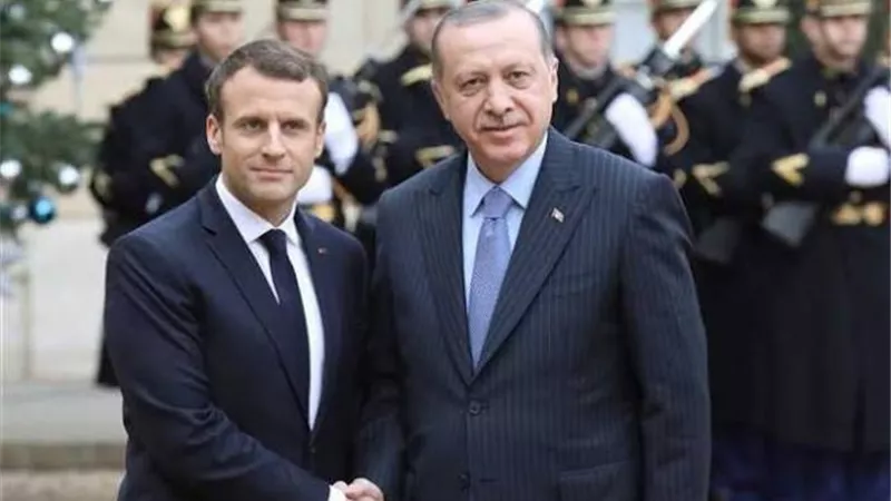 عاجل.. لقاء مرتقب بين أردوغان وماكرون لبحث أزمة شرق المتوسط