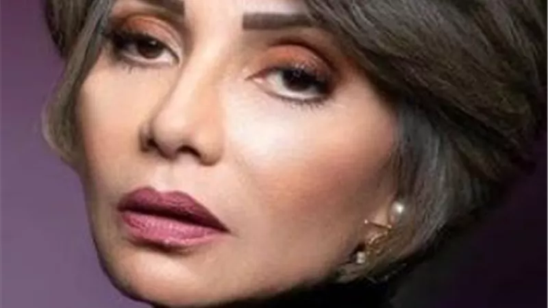سوسن بدر:”مبسوطة إن صورتي متعلقة في المسرح القومي جنب صور عمالقة المسرح”