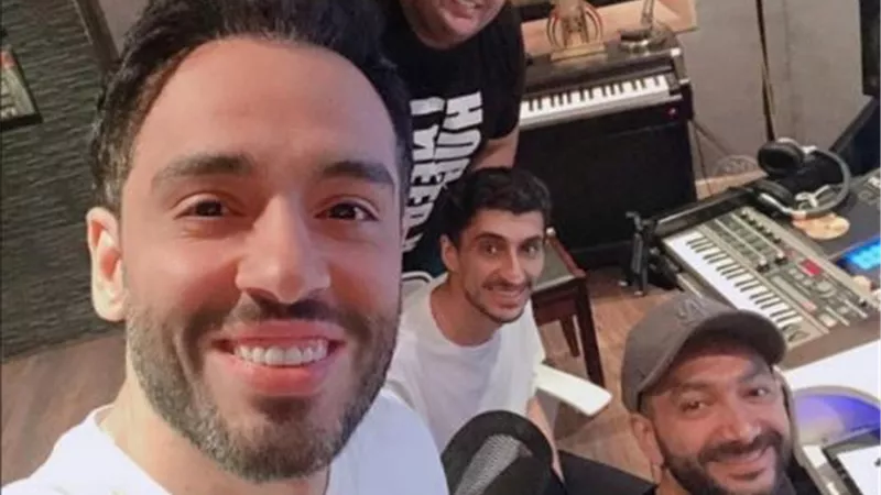 ”وعد بقنبلة فنية” رامي جمال يتعاون مع نادر حمدي في أغنية جديدة.. إليك التفاصيل