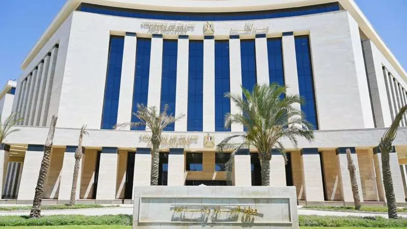 وزير التجارة والصناعة يبحث مع قيادات الوزارة ترتيبات انتقال العاملين لمقر الوزارة بالعاصمة الادارية الجديدة