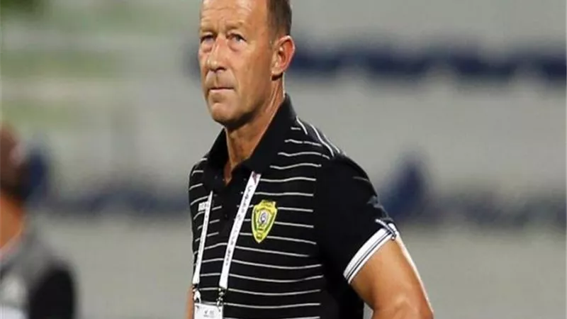 عاجل وتأكيدا  لانفراد الموجز..الزمالك ينهي إتفاقه مع كالديرون