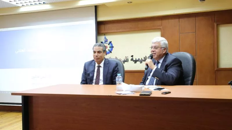 استعرض أهم الملفات المطروحه أمامه .. تفاصيل المؤتمر الصحفي لوزير التعليم العالي اليوم