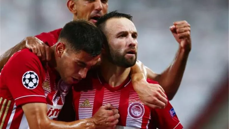 بمشاركة كوكا.. أولمبياكوس بضرب نيقوسيا بهدفين بدوري أبطال أوروبا