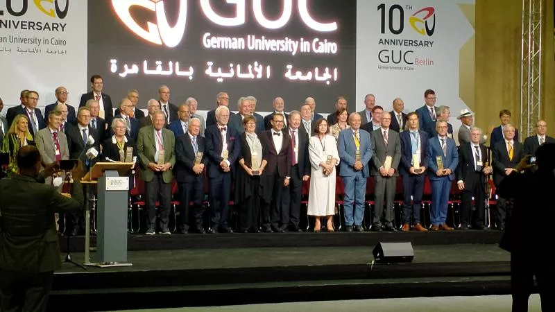 بالأسماء .. الجامعة الألمانية بالقاهرة تكرم 60 شخصية في احتفالية مرور 20 عام على انشائها