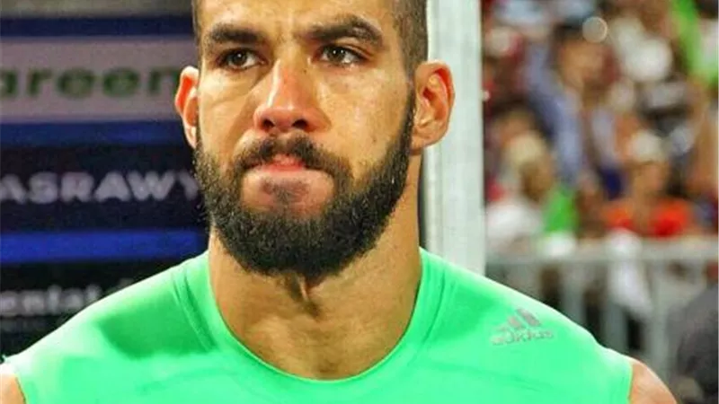 فخر وتحد وآمل.. تصريحات مثيرة لمسئولي بيراميدز في تقديم شريف إكرامي