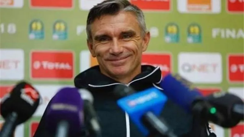 كارتيرون يتجاهل فريقه ويرشح النصر السعودي للتتويج بدوري أبطال أسيا