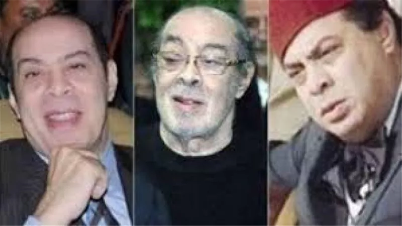 بالصور.. بنات المنتصر بالله يستقبلن عزاءه بالأبيض