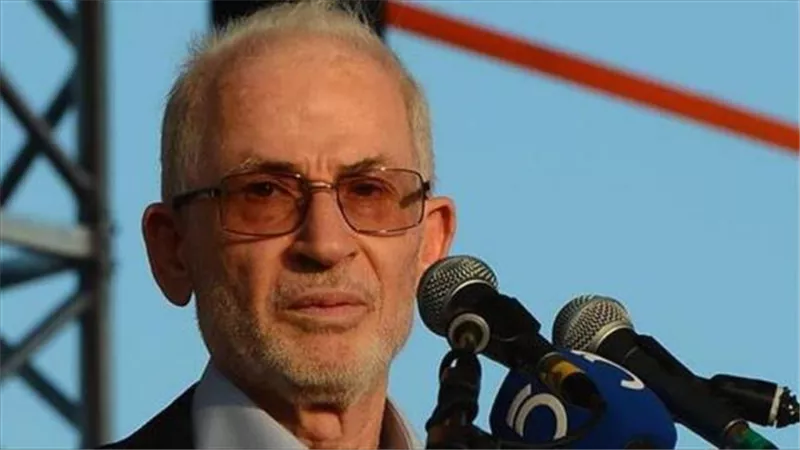 مرشد ”الإرهابية”: الانشقاق يضرب الجماعة.. ونهايتنا ”قرّبت”