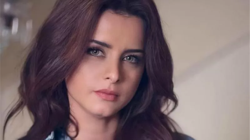 شاهد.. براءة نور اللبنانية في مرحلة الطفولة