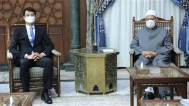 شيخ الأزهر يقدم منح وخدمات لـ 160 ألف مسلم بكوريا الجنوبية ..تعرف عليها