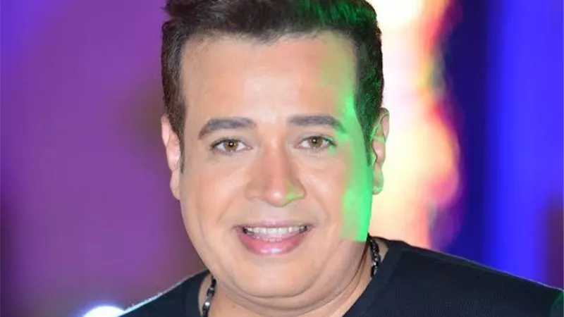 طارق عبدالحليم يطرح ”أمور” على ”يوتيوب”