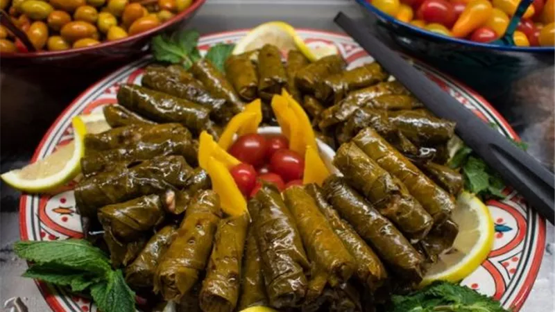 ورق العنب.. الروشتة العلاجية السحرية لعلاج ألم الأسنان والمفاصل