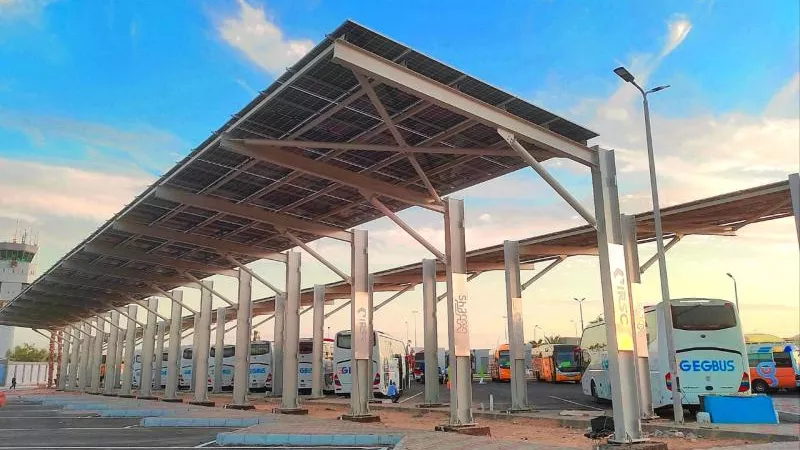 ”IRSC” لحلول الطاقة المتجددة تعزز مطار شرم الشيخ بالطاقة الشمسية .. وتُحوله إلى”منشأة خضراء” خلال ”cop 27”