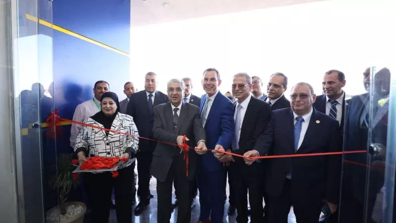 وزير الكهرباء يشهد بدء التشغيل التجريبي لمركز التحكم الآلي بمحافظة جنوب سيناء