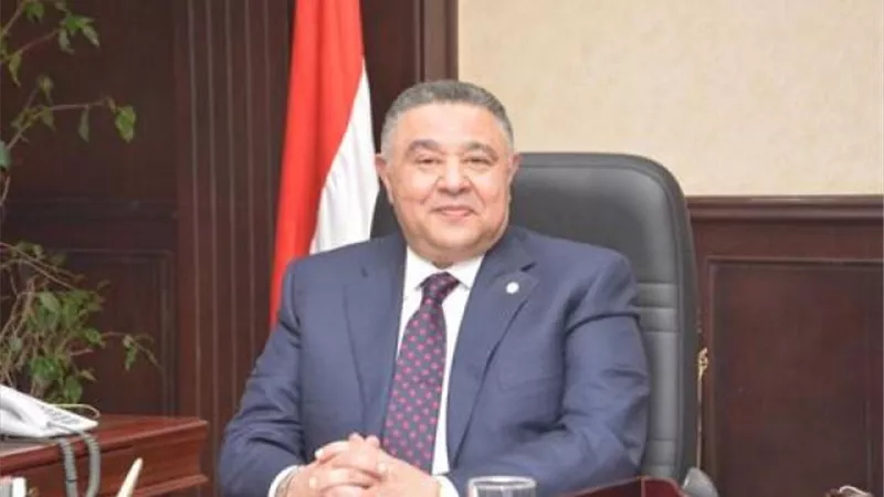 حنفي ينفى وجود أي إصابات بفيروس كورونا في محافظة البحر الأحمر.