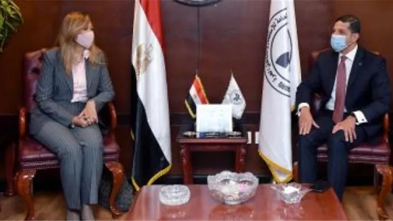 رئيس هيئة الاستثمار يلتقى الدفعة الثانية من البرنامج الرئاسي لتأهيل القادة