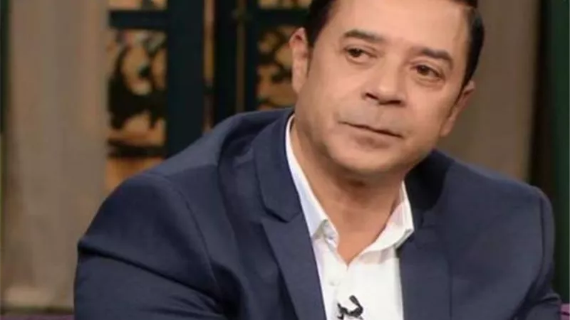 والده  جعله يتزوج 5 مرات بسبب ”الشهوة”.. وفيفي عبده أدخلته السجن.. وعلاقته بـ”حماة”علي الحجار” ..أسرار في حياة مدحت صالح