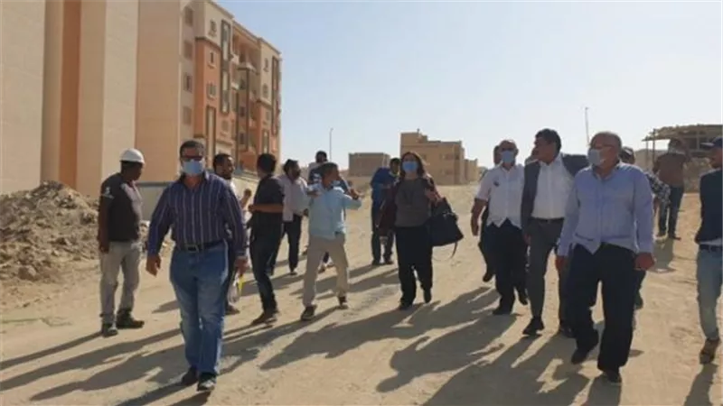 جوبة تفقدية لرئيس صندوق الاسكان الاجتماعى بمشروعات مدينة 6 أكتوبر