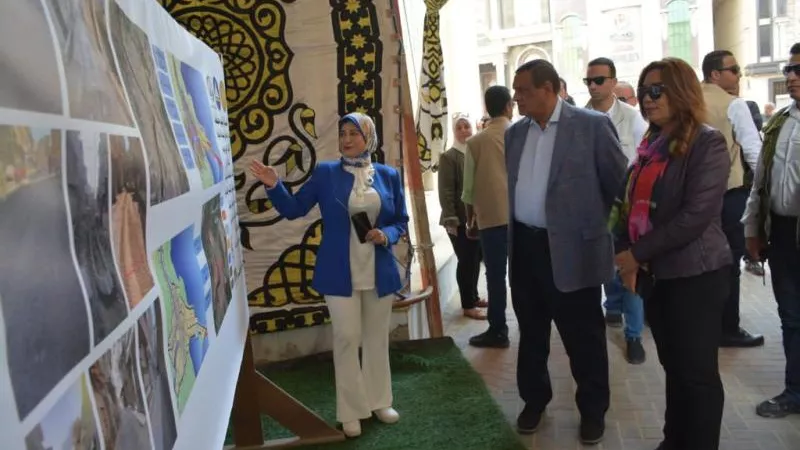 وزير التنمية المحلية ومحافظ دمياط يتابعان آخر التطورات بمشروع تطوير المناطق غير المخططة