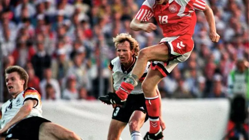 ذكريات اليورو.. الديناميت الدنماركي يقهر الجميع ويتوج بطلا لعام 1992