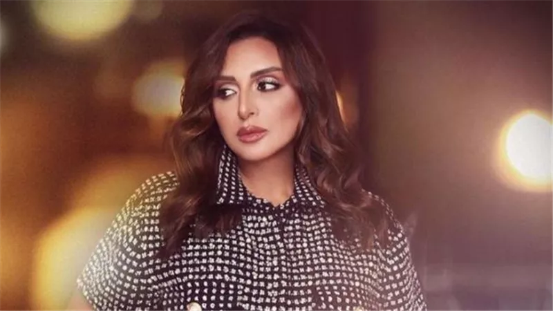قيثارة الشرق.. أنغام تتصدر محركات البحث بعد طرح ”أنا بعته كتير”