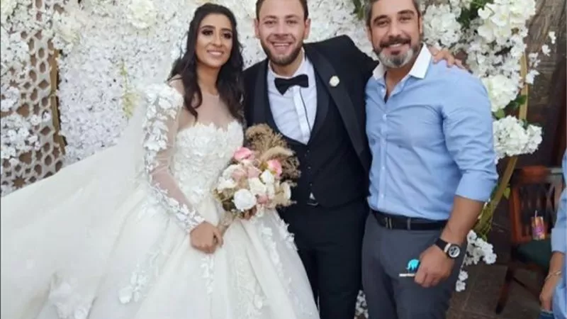 ”عندنا عريس قمر”.. ممدوح الشناوي يهنئ محمد علي رزق بمناسبة زفافه