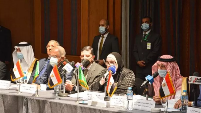 نيفين جامع :دعم ومساندة القيادة السياسية فى مصر والسعودية تمثل فرصة ذهبية لتعزيز الشراكة الإستثمارية بين البلدين