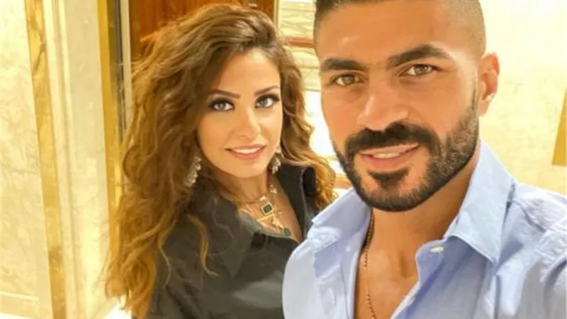 خالد سليم يغازل زوجته بكلمات رومانسية عبر ”انستجرام”