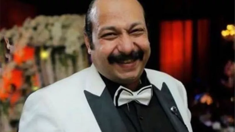 محمد ثروت ضيف شرف ”عودة الأب الضال” وهذه تفاصيل دوره