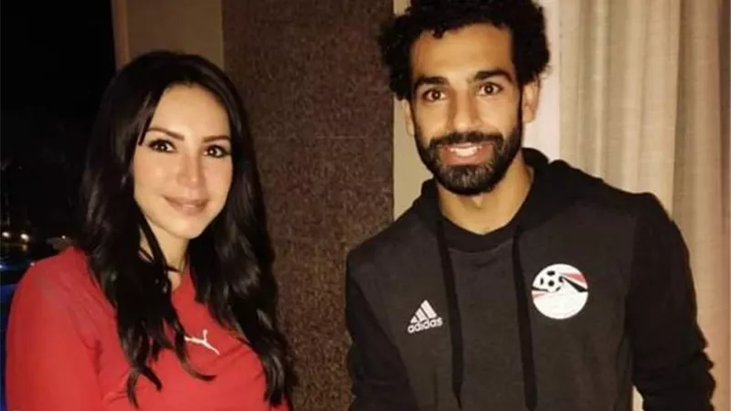 زوجة يوسف الشريف تهنىء محمد صلاح بعيد ميلاده: دايما مشرفنا