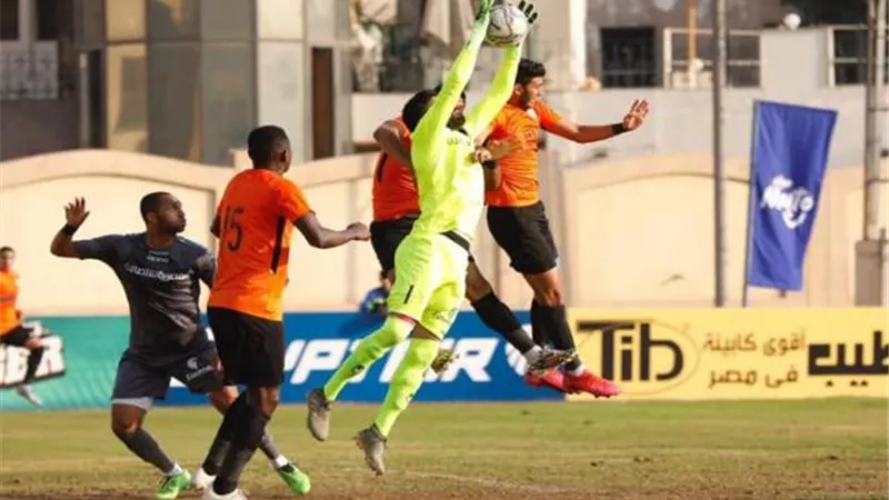 البنك الأهلى يستضيف إنبى في الدورى
