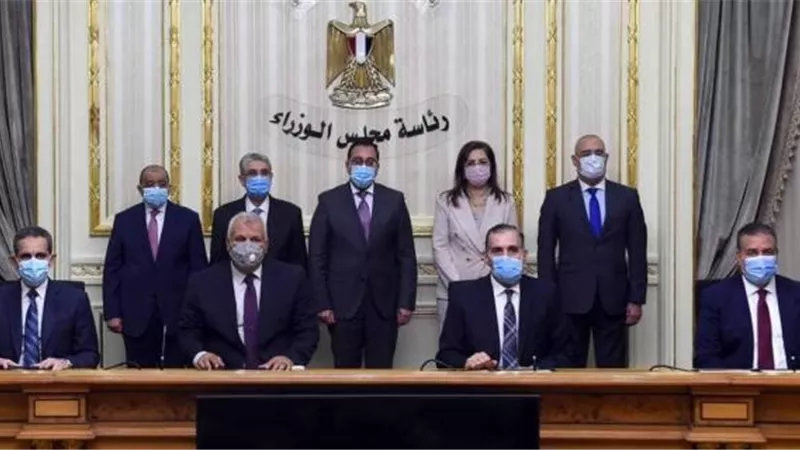 توقيع بروتوكول تعاون لاستخدام أراضى زراعية بالوادي الجديد لصالح 3 محافظات