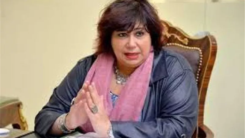 وزيرة الثقافة تقرر التحقيق في واقعة قتل قطة بدار الأوبرا