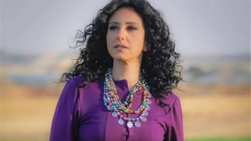 حنان مطاوع توشك علي الإنتهاء من تصوير مشاهدها في ”القاهرة كابول”