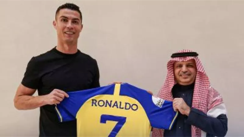 بعد انتقاله للنصر السعودي.. رونالدو الرياضي الأعلى راتباً فى التاريخ